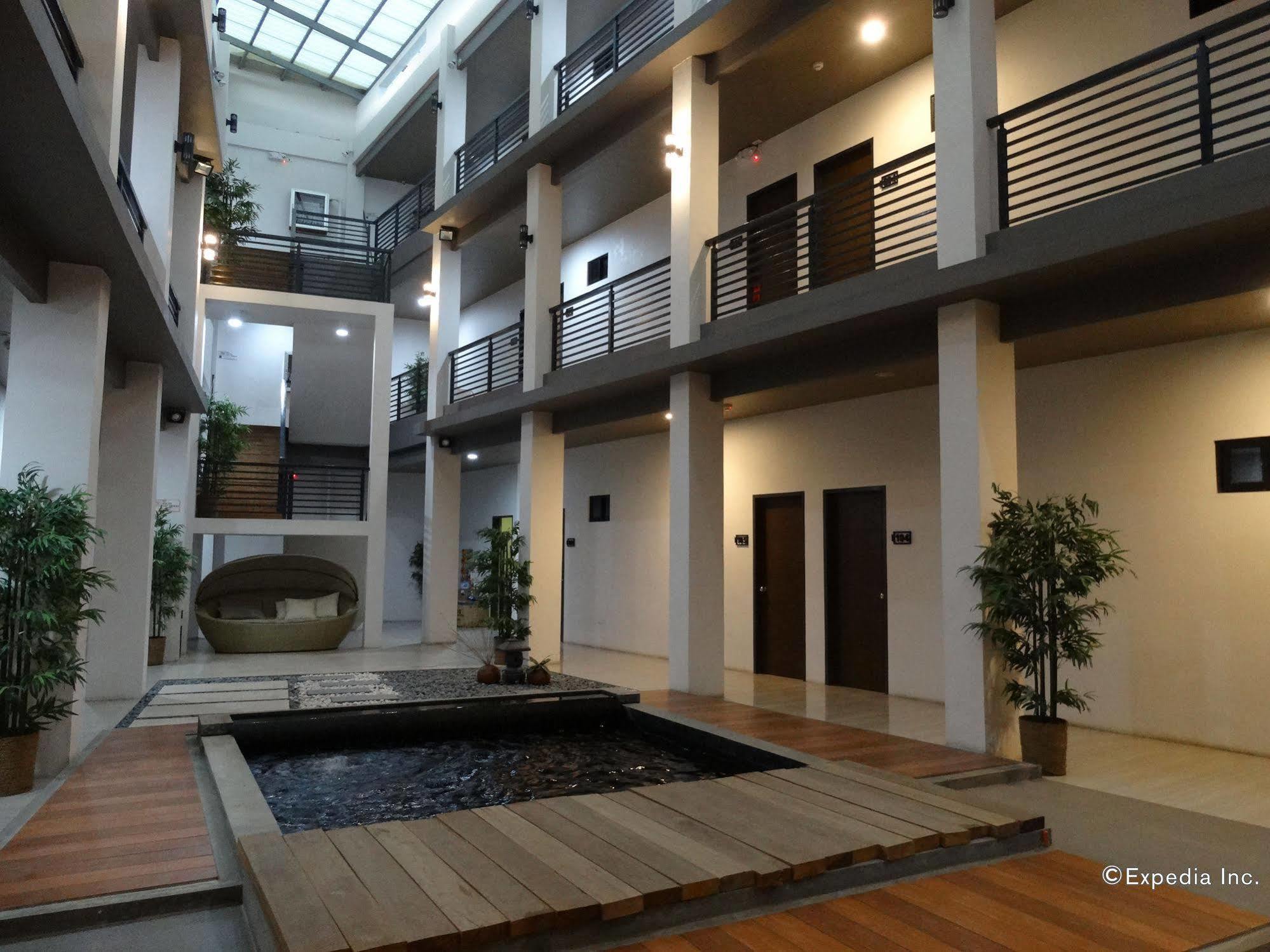 Urban Living Zen Hotel Davao City Dış mekan fotoğraf