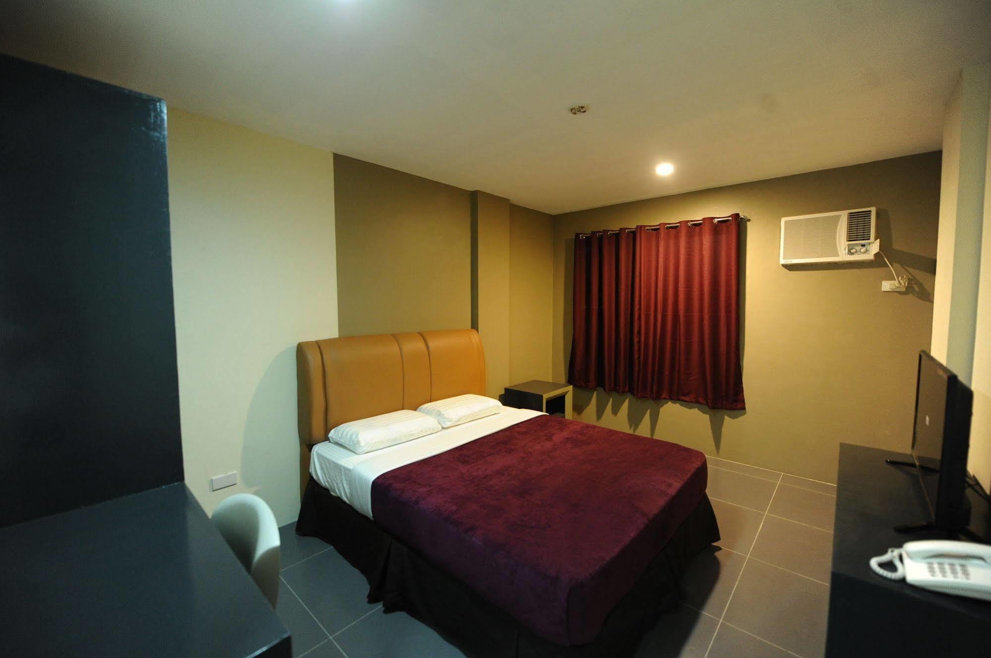 Urban Living Zen Hotel Davao City Dış mekan fotoğraf