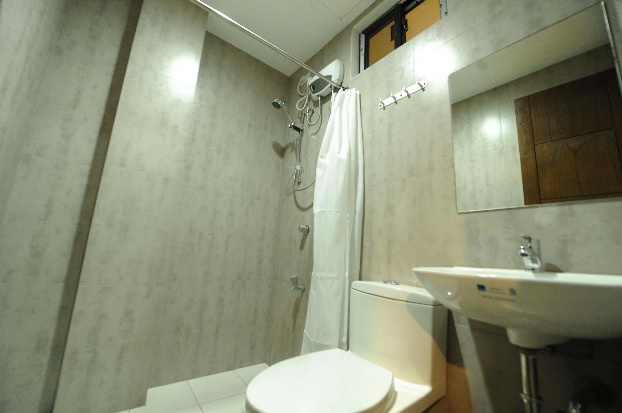 Urban Living Zen Hotel Davao City Dış mekan fotoğraf