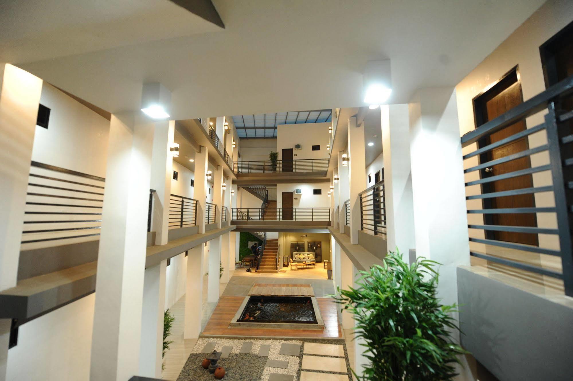 Urban Living Zen Hotel Davao City Dış mekan fotoğraf